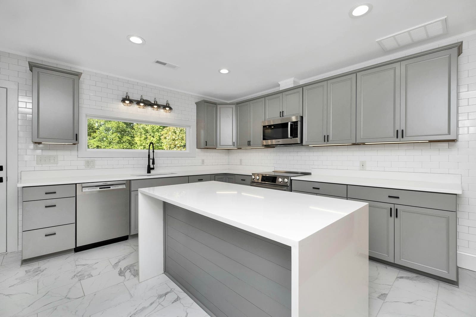 Cabinet Painting & Refacing in Nashville